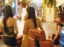 Mại dâm núp bóng Massage, gội đầu