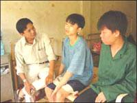 Hai bệnh nhân AIDS chỉ mới 15-17.