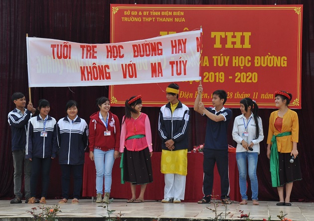 Xây 'hàng rào thép' ngăn ma túy tấn công trường học